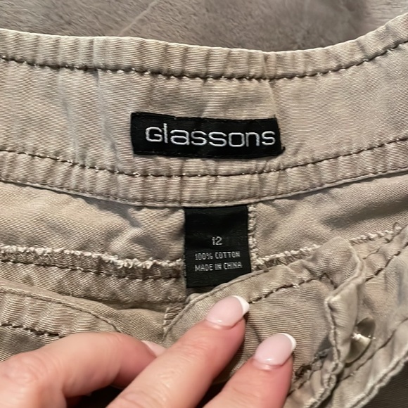 Cargo shorts - Picture 3 of 3